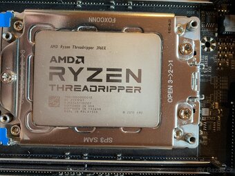 Aorus Master TRX40 + Threadripper 3960X 24C/48T - 2