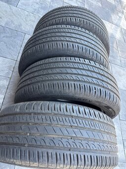 Letní pneumatiky 215/55R17 Barum - 2
