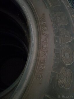 Pneu 195/75/16C - 2