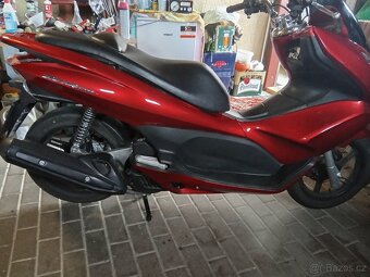 Skůtr Honda PCX 150 - 2