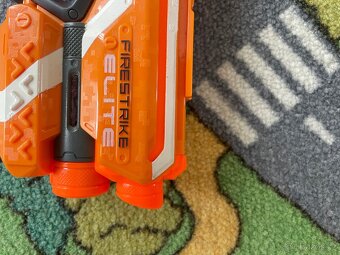 Nerf FIRESTRIKE elite - 2
