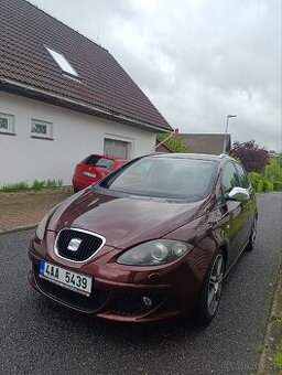 SEAT ALTEA XL 2.0TDI 103KW DSG / AUTOMAT 2007 SERVISKA
- 2