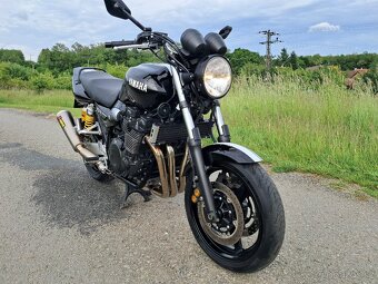 Yamaha XJR 1300 top stav - 2