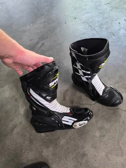 Spark race tech - 2