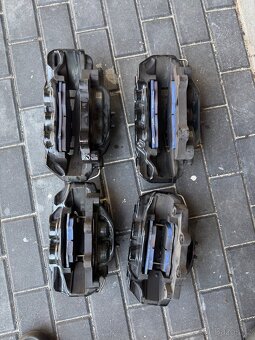 Brzdový kit AP Racing  M4 , M3, M2 - 2