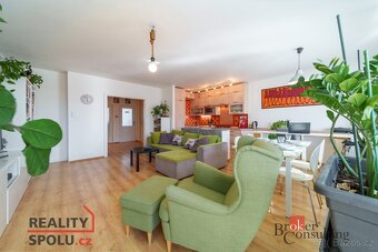 Převod dr. podílu, byty/3+kk, 73 m2, Stankovského 1641, 2508 - 2