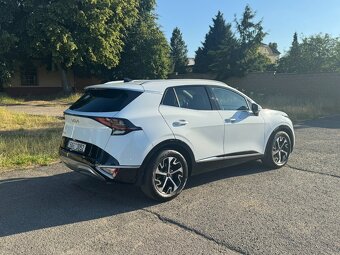 Kia Sportage - TOP - manuál - 2022 - najeto 25 tis. - 2