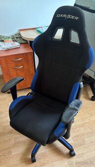 Kancelářská židle DXRACER - 2