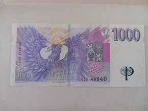 Bankovky UNC - 8 x 100kč, 2 x 200kč, 1 x 1000kč. - 2