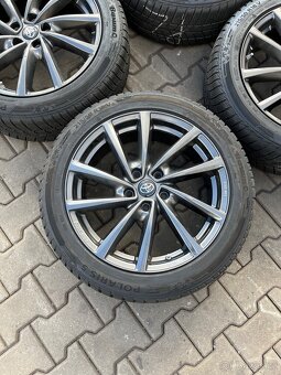 Kompl alu Borbet 5x114,3r18+215/50r18 zimní Barum - 2