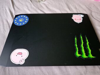 Prodám herní notebook Lenovo - 2