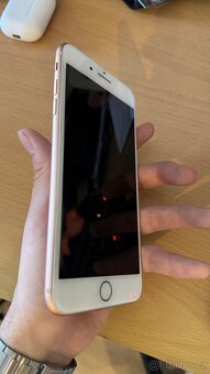 Apple iPhone 8 Plus 128 GB (Rose Gold) - 2