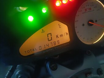 MV Agusta Brutale 750S - 2