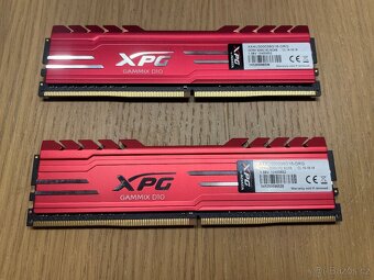 ADATA XPG Gammix D10 RED - 16GB DDR4 3000 MHz (2x 8GB) - 2