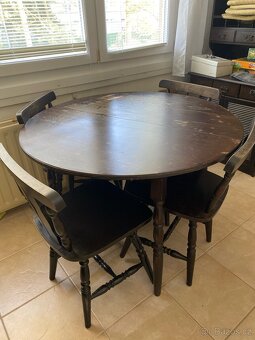 Jídelní stůl + 4 židle - 2