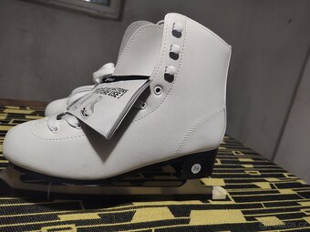 Dámské lední brusle - 2