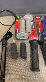 Na motorku (díly,příslušenství) - 2