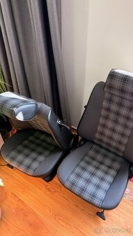 BMW e30 coupe sedačky - 2