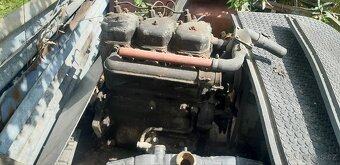 Prodám kompletní motor zetor 3011, 3001 starší typ - 2