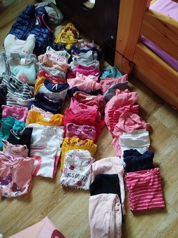 Prodám dívčí oblečení vel. 92-98 - 2