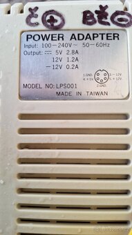 Síťový adaptér 220 V / 5 či 12 V - 2