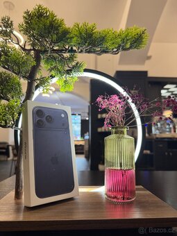 iPhone 17 Pro Max 256 GB (Deep Blue) - 2