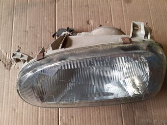 levé přední světlo VW Golf 3 - 2