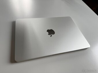 Apple MacBook Air M2 (2022) - Remote uživatel, 97% baterie - 2