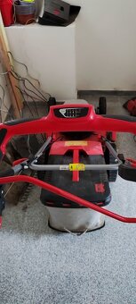 Aku sekačka Hecht - 3 roky stará - 2