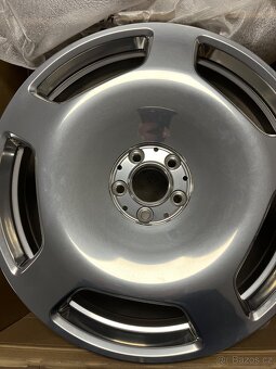 Nove 2x disk Mercedes S 223 Maybach - 2
