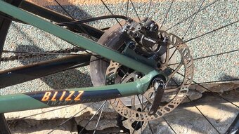 Dětské kolo Rock Machine blizz velikost 24 - 2