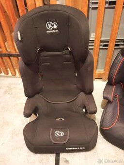 Prodám dvě autosedačky 15-36kg - 2