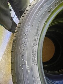 215/55 r18 toyo proxes - 2