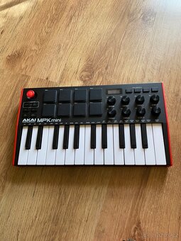 MIDI klávesy AKAI MPK Mini - 2