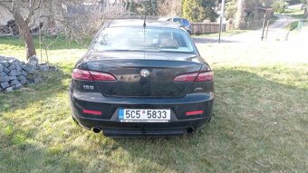 Alfa Romeo 159 2.4 JTDM 154kw, na opravu nebo na díly - 2