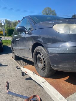 Dily z vozu Peugeot 807 2.0hdi 88kw - 2