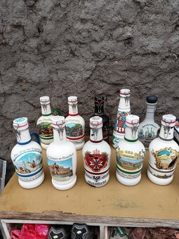 Pivo,pivní lahve,lahve,pullitr,sklenice na pivo. - 2