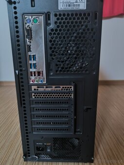Prodám herní stolní PC Squire GC211 CZC WIN 10 Home - 2