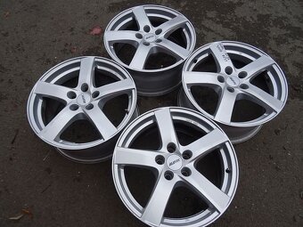 Alu disky Alutec 16", 5x112, ET 37, šíře 7,5J - 2