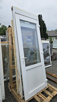 Vchodové dveře PVC - 1035x2330 mm - Starší - 2