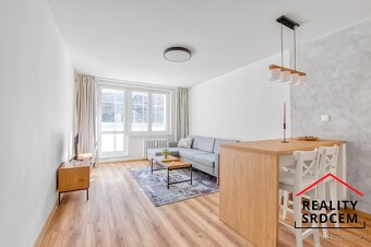 Pronájem moderního bytu 1+kk s lodžií, 27 m2, ul. Výškovická - 2