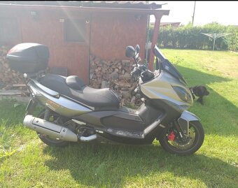 Kymco 500 ccm - 2