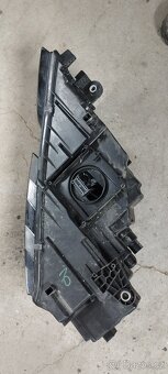 Světlo Octavia 3 face xenon - 2