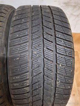 Zimní pneu 225/45/17 Barum - 2