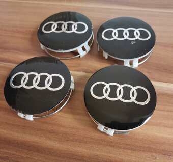 Středové krytky VW škoda Audi do disku Mercedes 75mm - 2