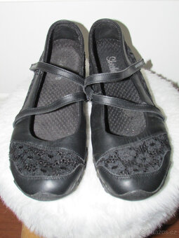Balerínky Skechers - 2