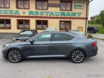 Skoda Superb 2.0tsi 206kw 4x4 L&K Webasto ACC ambientne - 2