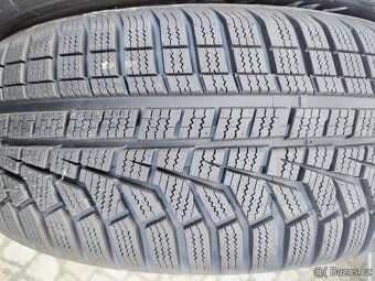 215/60/17 zimni pneu MICHELIN a HANKOOK 215/60 R17 - 2