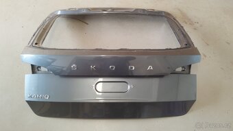 Páté dveře Škoda Kamiq šedá metalíza - 2