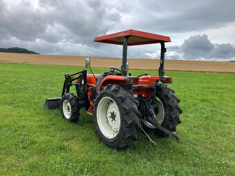 JAPONSKÝ MALOTRAKTOR HITACHI NTX38H+ČELNÍ NAKLADAČ - 2